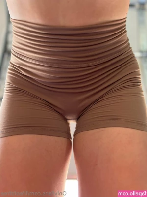 harpermadi_ [ harpermadi-7 ] - good morning my love  Send me a DM I really want to chat with you part 1