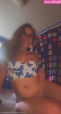 harpermadi_ [ harpermadi-7 ] - Having a hard time getting ready for work this morning  I just want