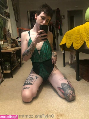 faguettemikah - Sorry guys I haven’t posted in a few day I’ll make it up to you
