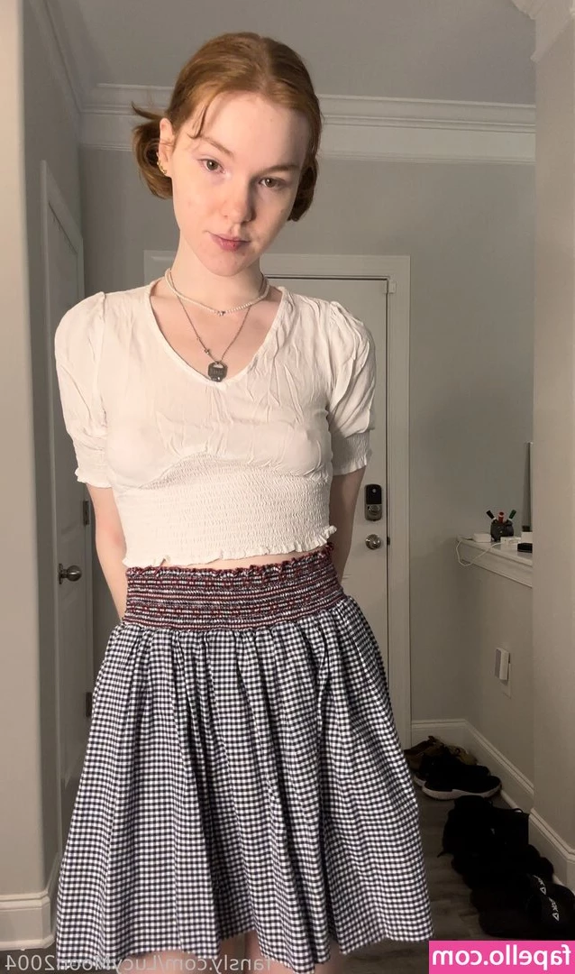 LucyMoon2004 - Good morning   Someone told me I have a really nice smile  so I