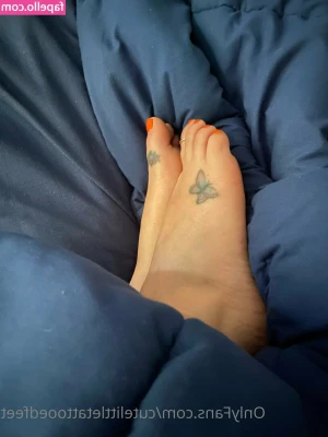 cutelittletattooedfeet - Can i spit on your dick