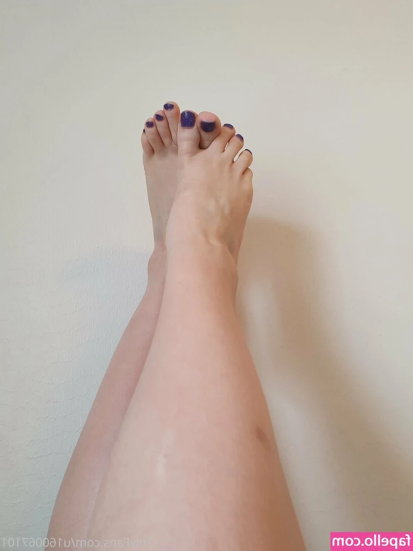 u160067101 - I shot some studio stuff yesterday but I'm filming actual content for