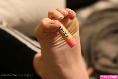 msfeetsie - Happy Foxxy Friday! 🦊 I had fun with these edits haha