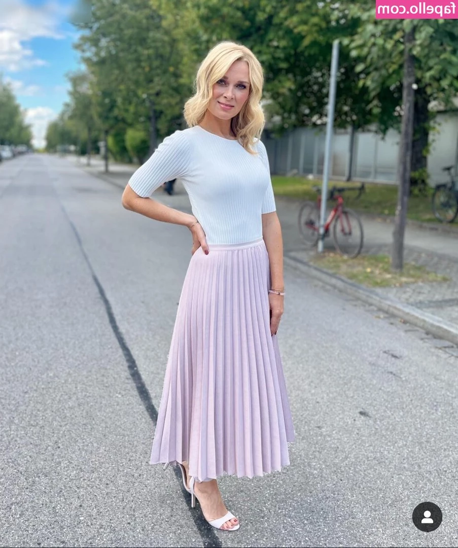 Britta Hofmann [ britta-hofmann ] - Happy Titty Thursday  If I sold panties I wore  would you be
