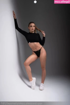 Larissa0297 - Fishnets