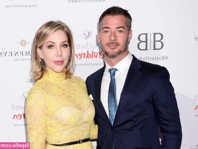 Katherine Ryan [ katherine-ryan ] - It’s too hott for pants hehe 😜