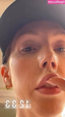 Katherine Ryan [ katherine-ryan ] - 🐰 Playboy Pussy Peeks 💚