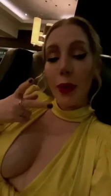Katherine Ryan [ katherine-ryan ] - Getting in the holiday spirit