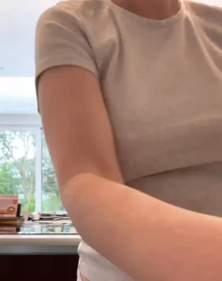 Katherine Ryan [ katherine-ryan ] - Simp 4 me