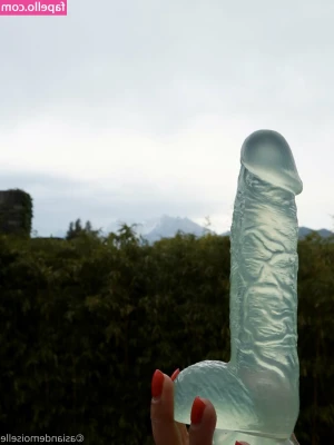 Asian Demoiselle [ asian-demoiselle-1 ] - ( ˶ˆᗜˆ˵ )The best ass in your news feed