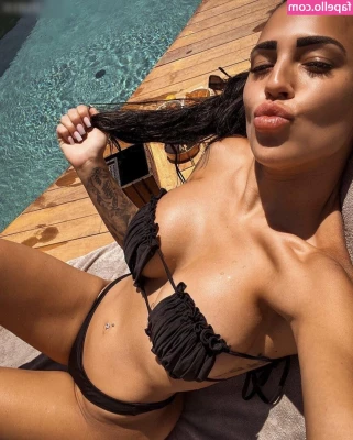 Elena Miras [ elena-miras ] - Happy TittyTuesday please cum 💦 over my massive fake tits