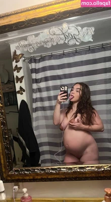 Hailee - Kitten is ready to play 🥒💦
