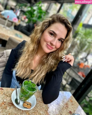 Tina Rühl [ tina-rhl ] - You know you can’t look away