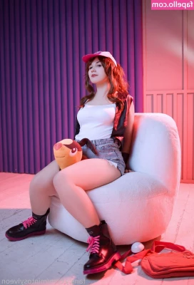 mintosylveon [ mintosylveon-1 ] - Your next video is a hotwife vid...my hubby got back home early and