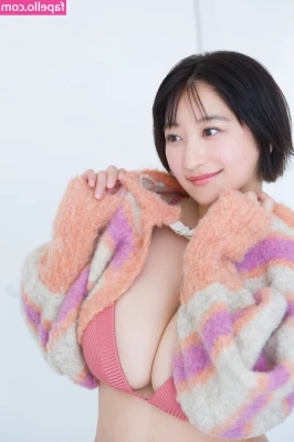 Ina Enohara 榎原依那 [ ina-enohara ] - Long day ahead. hope daddy is there to put me to bed properly 😈