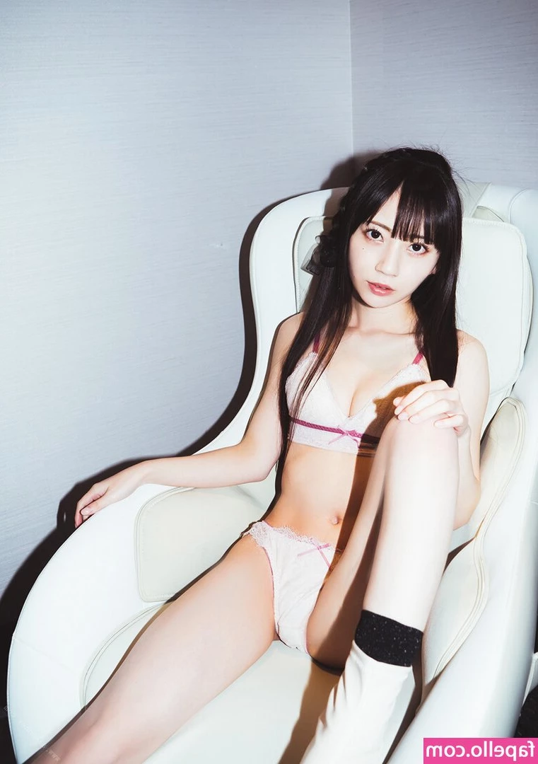 Mia Nanasawa [ mia-nanasawa ] - See how flexible I am  comment if you like girls who stretch
