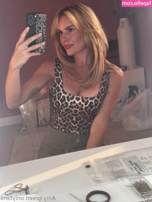 amygreen - you lucky man. getting a strip show while I’m twerking for you 🤤