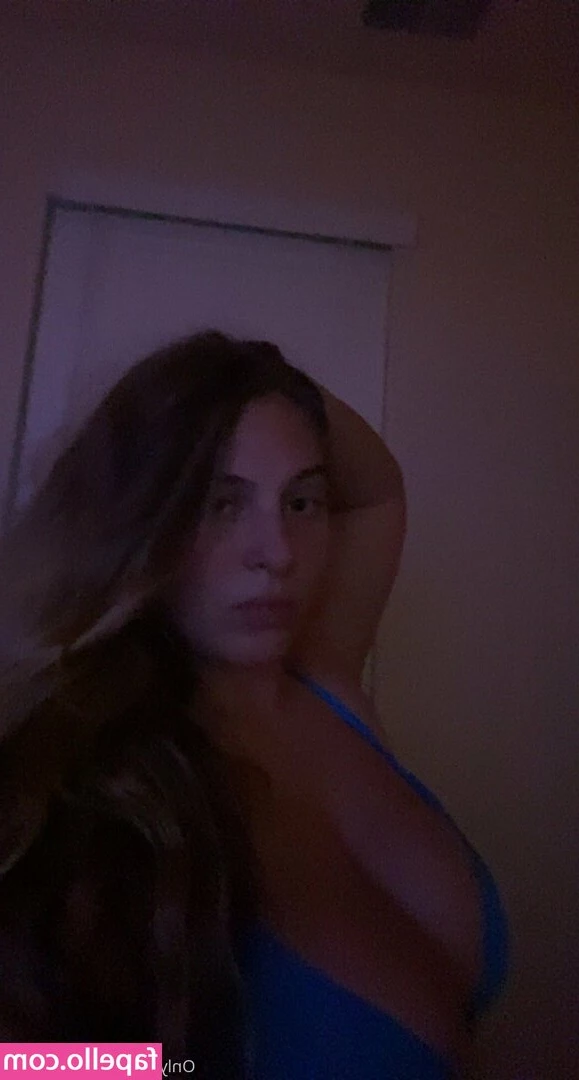 glizzycatcher - I m bored   Come have fun with me for a while bae
