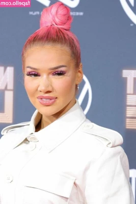 Shirin David [ shirin-david ] - Bum amp boob combo