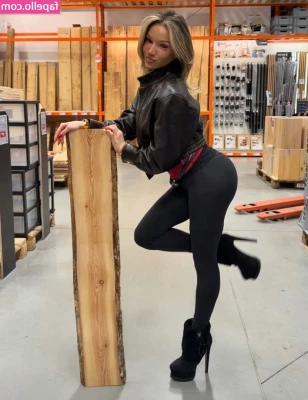 Shirin David [ shirin-david ] - Happy Friday! I haven't been very active lately as I have been taking