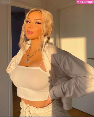 Shirin David [ shirin-david ] - Do we prefer front or back