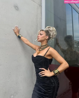 Shirin David [ shirin-david ] - check out my latin friend  mrmister1003 MEGA SALE    50  OFF for
