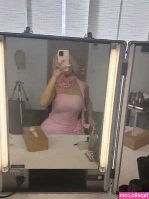 Shirin David [ shirin-david ] - Who loves these upskirt views