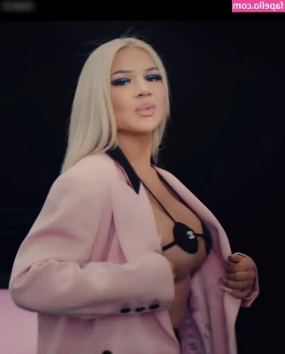 Shirin David [ shirin-david ] - bella_foxxxxx TEMPORARILY FREE PAGE bella_foxxxxx IT WOULD BE MUCH