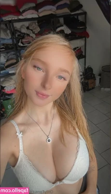 blonde_vivi [ blonde-vivi ] - 🎃 Today is the Day! 🎃  🌞 Pre-Halloween Pool Party Tanning
