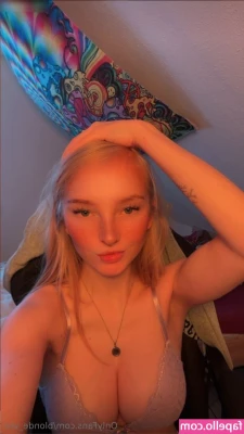 blonde_vivi [ blonde-vivi ] - Got milk  I do   check new out sexy people