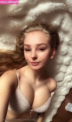 blonde_vivi [ blonde-vivi ] - just a peaceful night staying at home… im looking to spice things