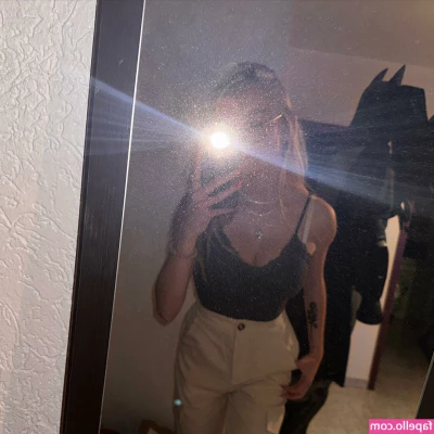 blonde_vivi [ blonde-vivi ] - She s right  Look at that arch