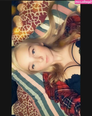 blonde_vivi [ blonde-vivi ] - New kid on the block  Content will be added over the coming days