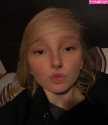 blonde_vivi [ blonde-vivi ] - i feel as soft as i look