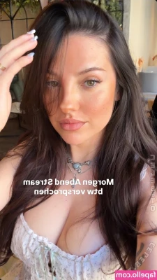 Nikoleta Milenova [ nikoleta-milenova ] - blindfolding.. waiting for you to play with me, daddy ..🤤💦