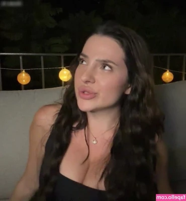 Nikoleta Milenova [ nikoleta-milenova ] - Playing with these nipples for you