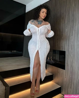 queenazita [ queenazita-3 ] - I'd lose your cock between my huge tits 😈