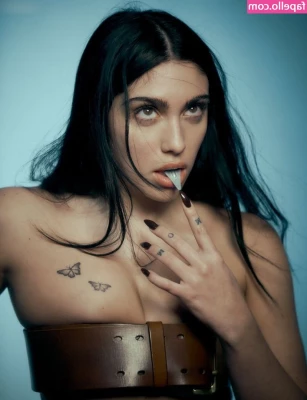 Lourdes Maria Ciccone Leon [ lourdes-maria-ciccone-leon ] - summer