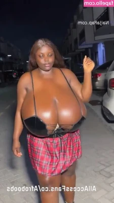 Busty Vivian [ busty-vivian ] - Good Morning São Paulo 😈