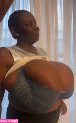 Busty Vivian [ busty-vivian ] - From the vault  fun edging and cum