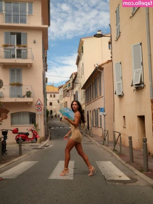 Brit Manuela [ brit-manuela ] - Shall I send it? 🎥🫣