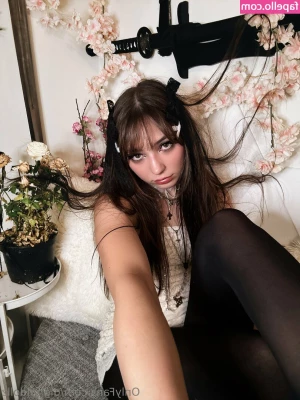 digitaljinxi - Trick or Treat Decided to give you a treat of your favorite Milf and