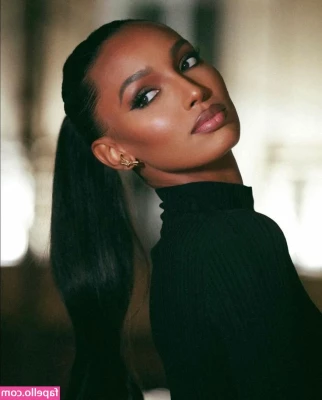 Jasmine Tookes [ jasmine-tookes ] - This new plug was a challenge for sure   Have to practice this more