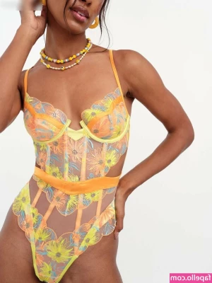 Jasmine Tookes [ jasmine-tookes ] - I got high .... and horny 😈