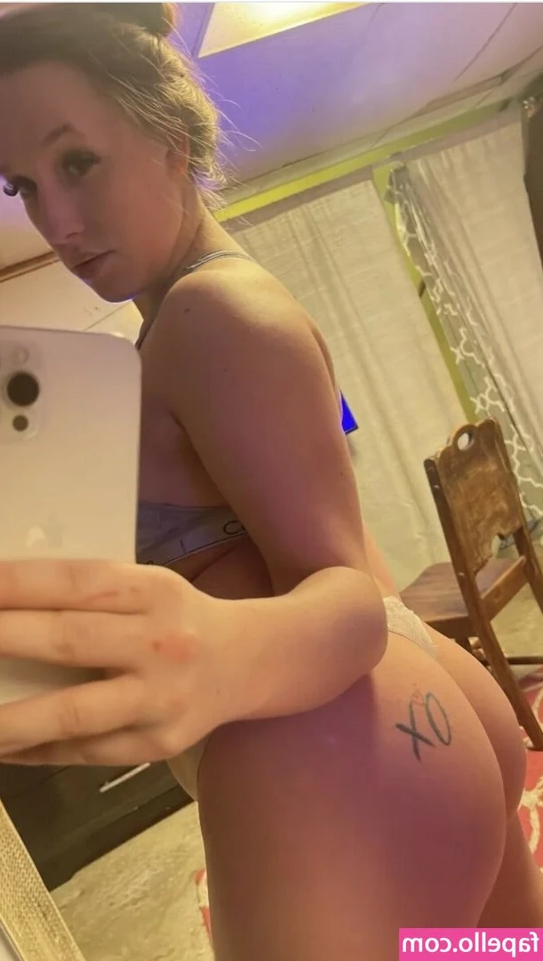 Dezimarie12 - Happy bum day babes