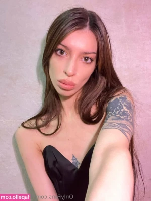 mariaramon - This underwear always makes my booty look amazing