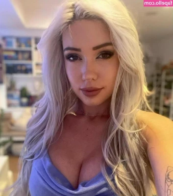 Alanah Pearce [ alanah-pearce-1 ] - Hey it s my birthday today  Have fun with me and enjoy a maximum