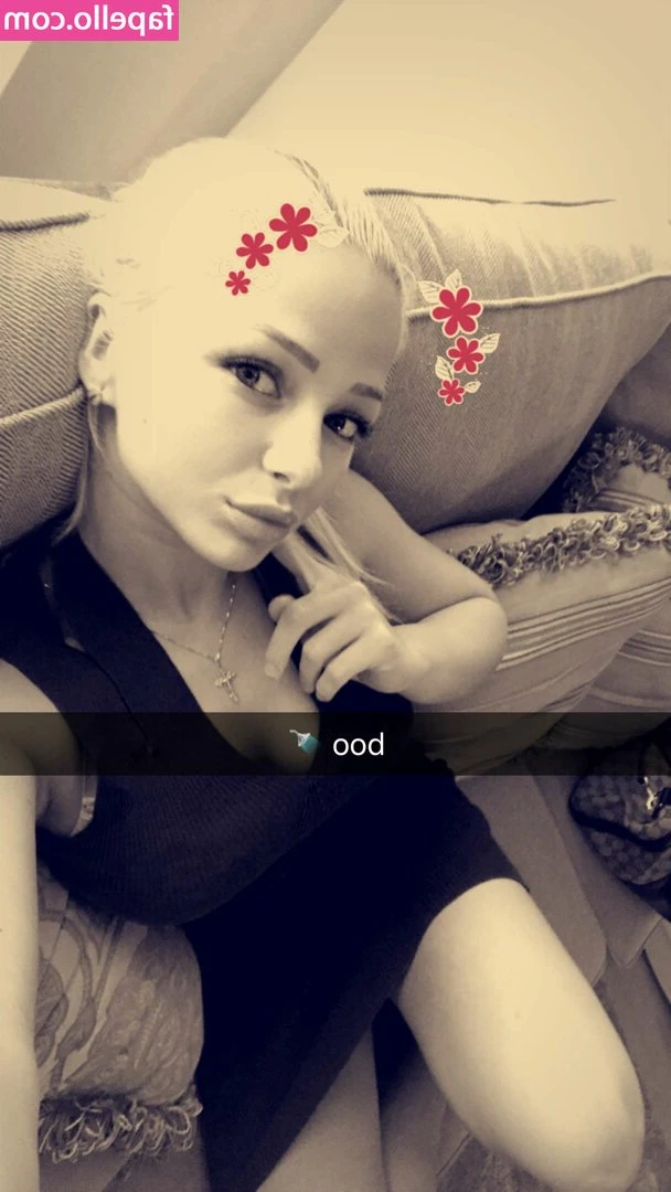 InnocentBaby9 [ innocentbaby9-1 ] - https://onlyfans.com/31217181/stormy_nsfw