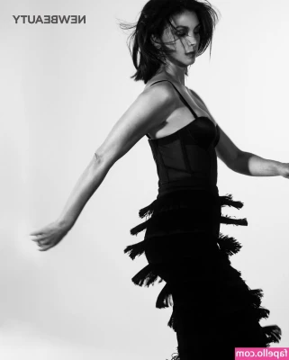 Morena Baccarin [ morena-baccarin ] - Really hardcore with this🍒 it was also super fun!