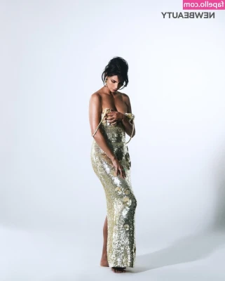Morena Baccarin [ morena-baccarin ] - Do you think my shape and fupa is sexy ?